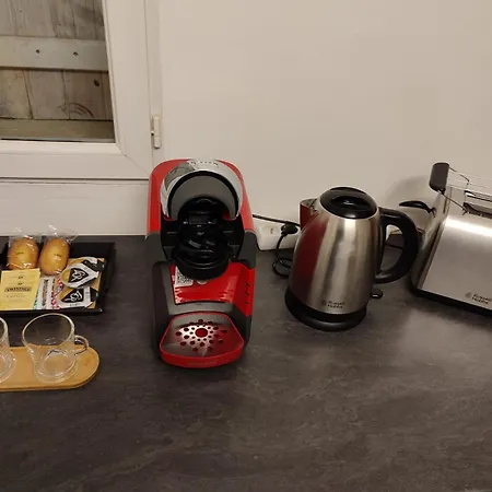 Studio Apartment Saint-Loubes