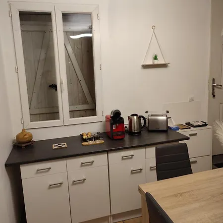 Studio Apartment Saint-Loubès
